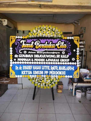 Papan Bunga di Pekayon